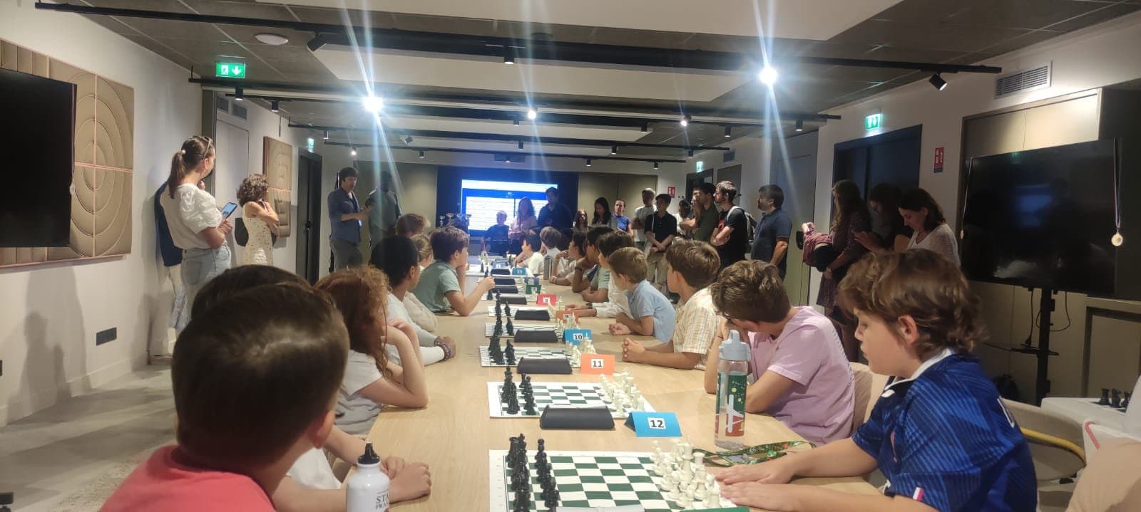 Première journée : 32 enfants et une victoire contre Marc Quenehen — photo 1 sur 4